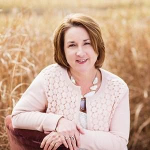 Meet your Posher, Elaine